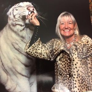 Meet your Posher, Sherri